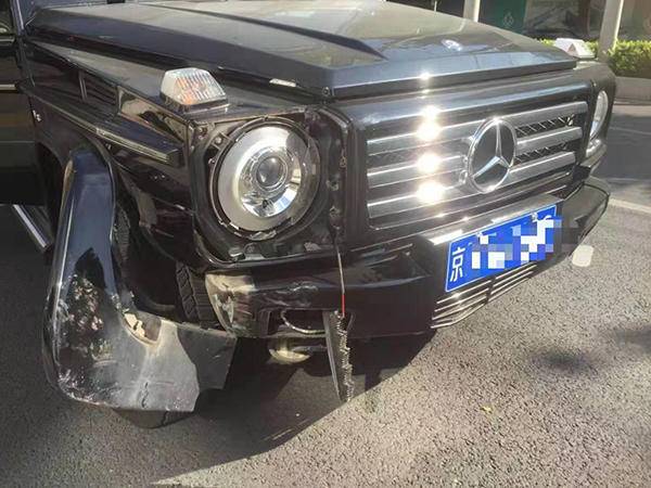 奔驰车 小伤遭大修 4s店一审被判欺诈 赔三倍修理费 奔驰车 小伤遭大修 4s店一审被判欺诈 赔三倍修理费